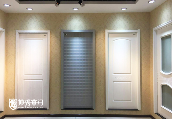 重庆坤秀木门经销商店展示3
